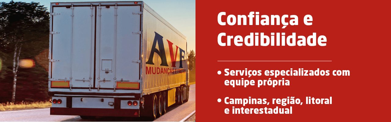 Caminhão identificado da AVF em deslocamento